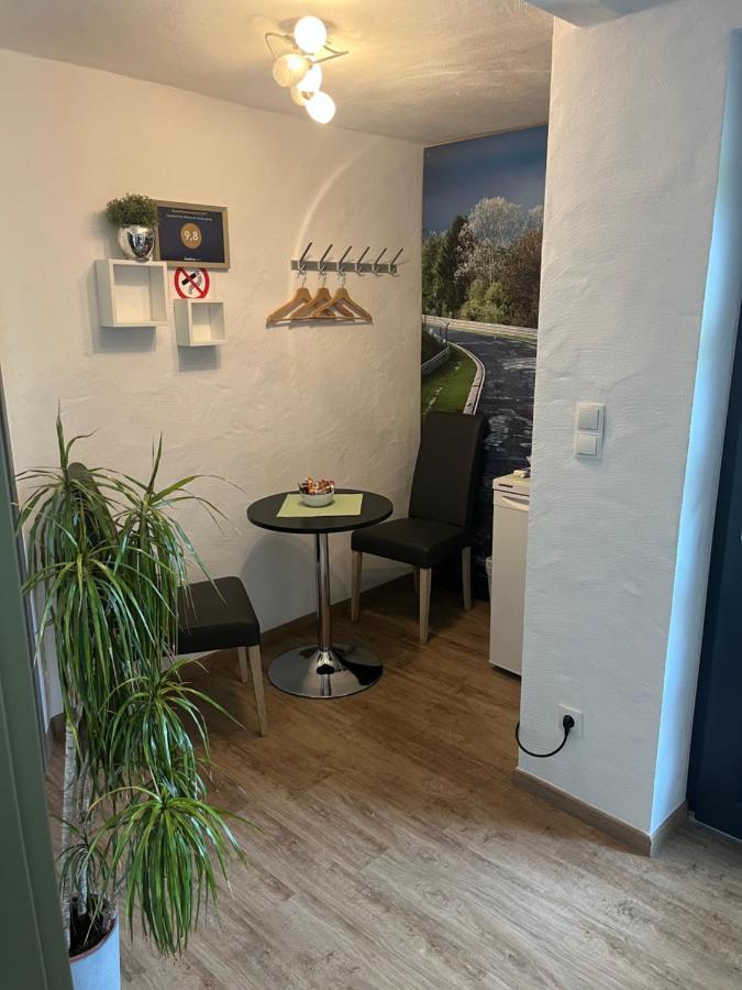 Gaestezimmer Melina Am Nuerburgring Adenau Eksteriør bilde