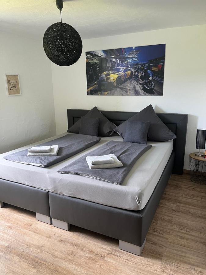 Gaestezimmer Melina Am Nuerburgring Adenau Eksteriør bilde